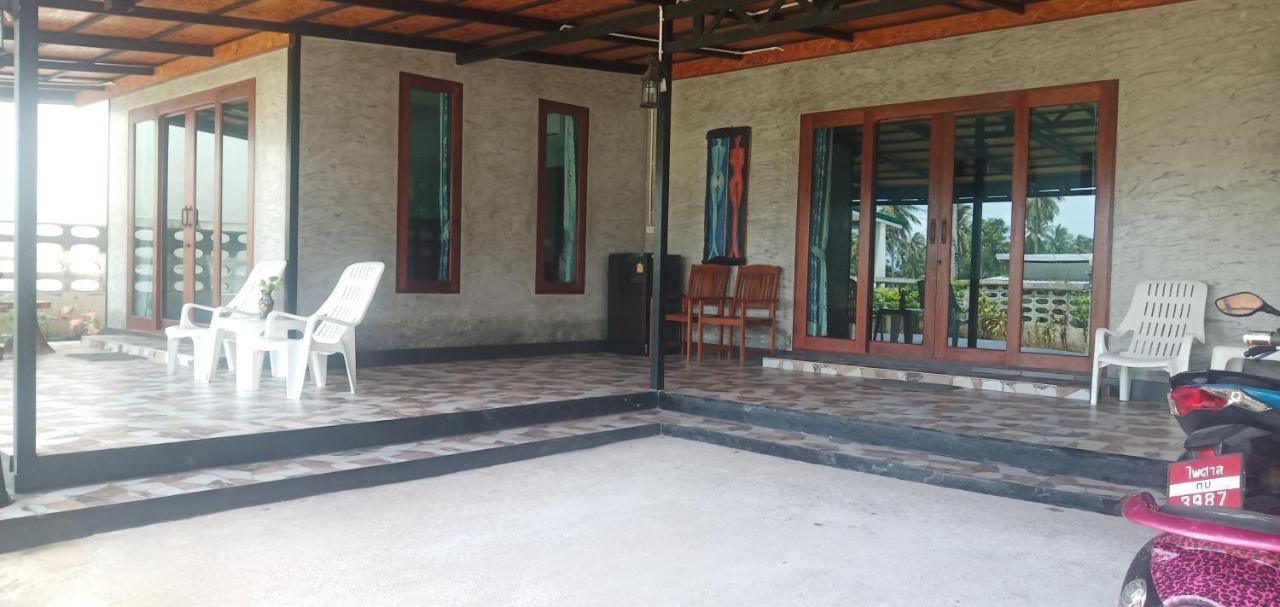 Kohjum Freedom Resort Koh Jum Exterior photo